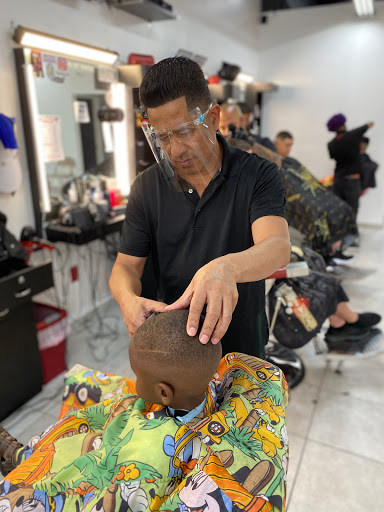 Barber Shop «Famous Barbershop 2», reviews and photos, 36184 US-27, Haines City, FL 33844, USA