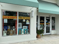 Expert Locksmith - Photo 2 - Car repair in Aventura, FL, Hollywood