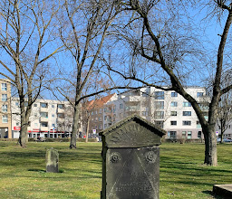 Alter St.-Nikolai-Friedhof photo