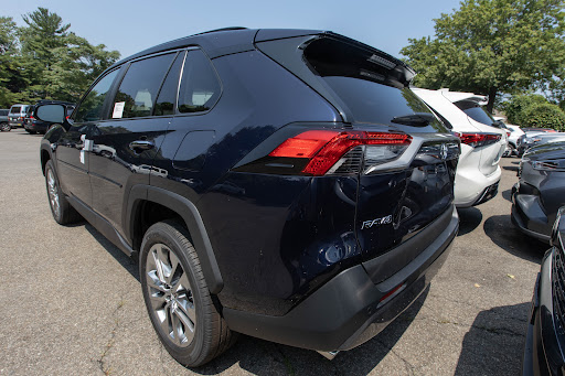 Toyota Dealer «Toyota of Greenwich», reviews and photos, 75 E Putnam Ave, Cos Cob, CT 06807, USA