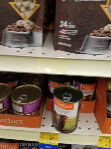 Pet Supply Store «PetSmart», reviews and photos, 248 Westminster Dr, Carlisle, PA 17013, USA
