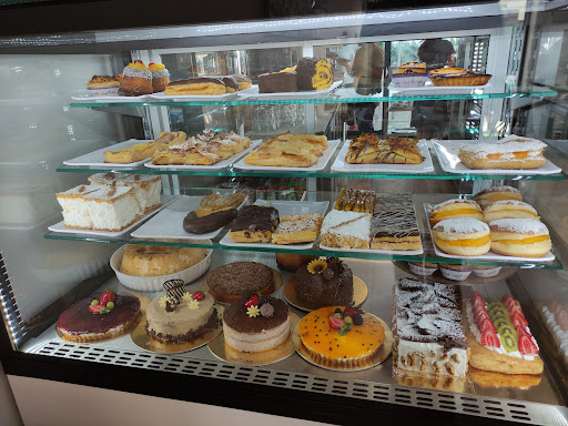 Doce Mar Angeiras- Fabrico Próprio no Lavra, Porto
