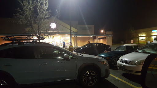 Grocery Store «Safeway», reviews and photos, 2836 Pacific Ave, Forest Grove, OR 97116, USA