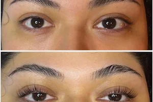 Skinera Beauty and Brows image