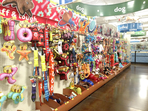Pet Supply Store «PetSmart», reviews and photos, 1561 N Dysart Rd, Avondale, AZ 85323, USA