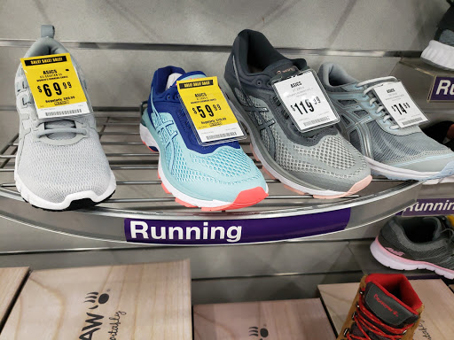 Sporting Goods Store «Big 5 Sporting Goods», reviews and photos, 5725 E Sprague Ave, Spokane, WA 99212, USA