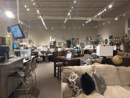 Furniture Store «Ashley HomeStore», reviews and photos, 3775 N Federal Hwy, Oakland Park, FL 33308, USA