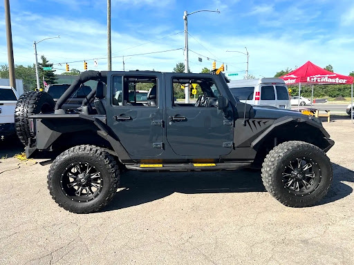 Used Car Dealer «TILLMAN VAN SALES», reviews and photos, 2323 W 16th St, Indianapolis, IN 46222, USA