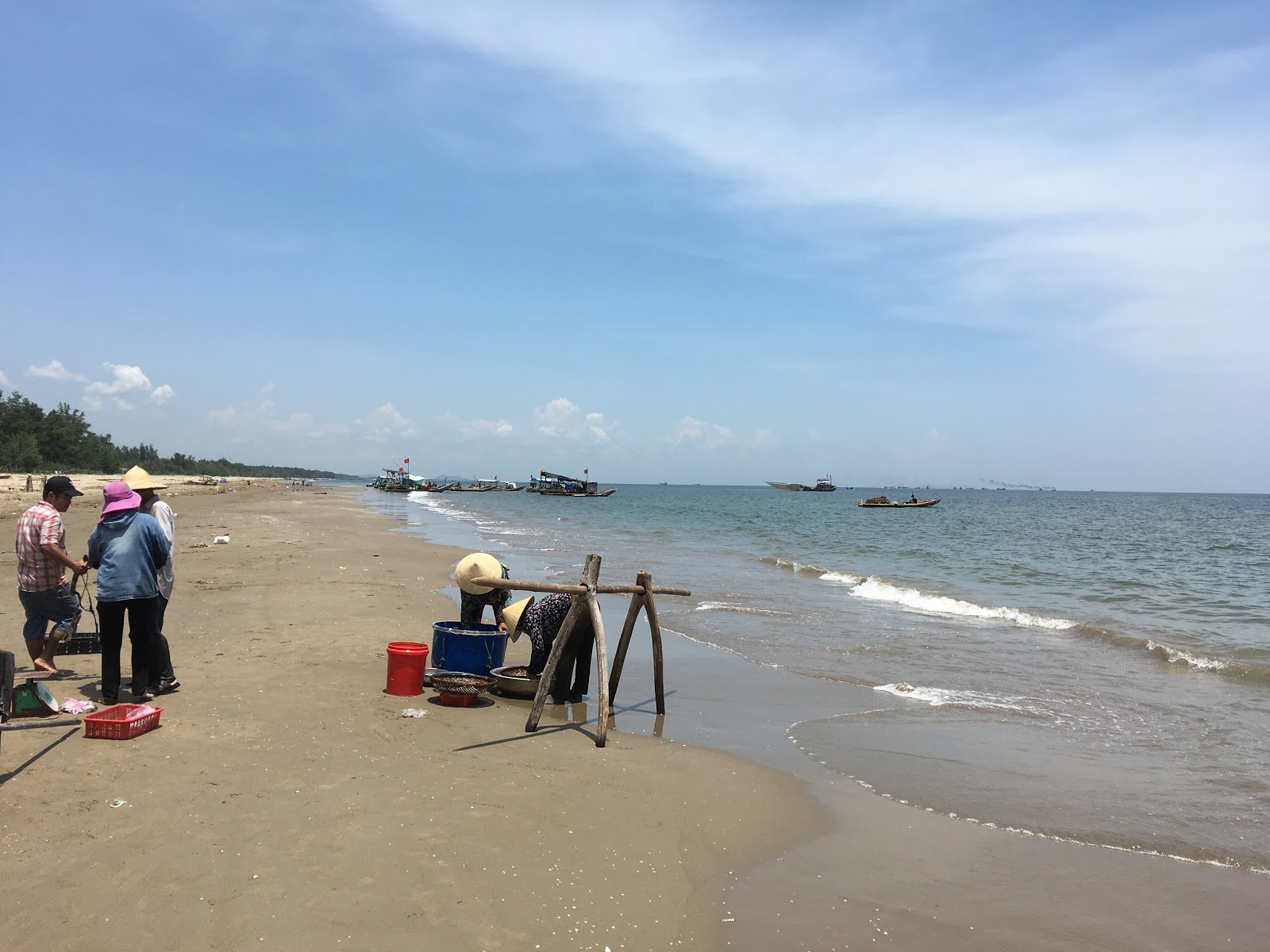 Hai Hoa Beach photo #9