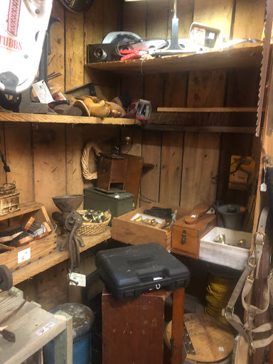 Used Furniture Store «Buried Treasures», reviews and photos, 1611 Fairview Blvd, Fairview, TN 37062, USA