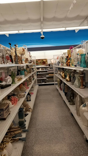 Shopping Mall «Oregon City Shopping Center», reviews and photos, I-205, Oregon City, OR 97045, USA