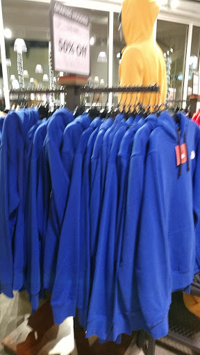 Clothing Store «The North Face Outlet», reviews and photos, 10801 Corkscrew Rd, Estero, FL 33928, USA