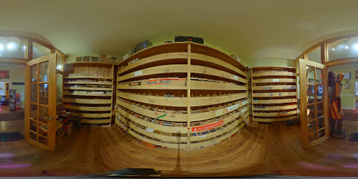 Tobacco Shop «Stogies Cigars and Lounge», reviews and photos, 55 E Olentangy St, Powell, OH 43065, USA