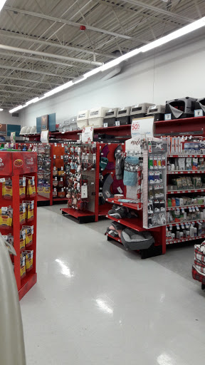 Pet Supply Store «Petco Animal Supplies», reviews and photos, 13701 Lakeside Cir, Sterling Heights, MI 48313, USA