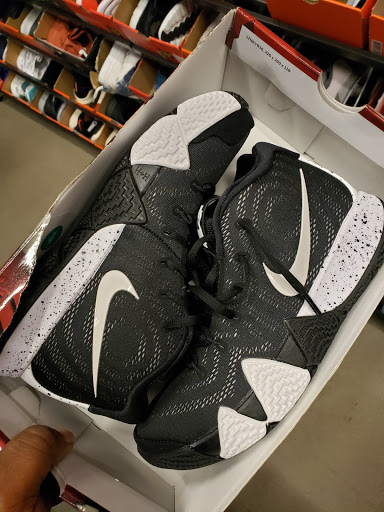 Sportswear Store «Nike», reviews and photos, 1261 Woodward Ave, Detroit, MI 48226, USA