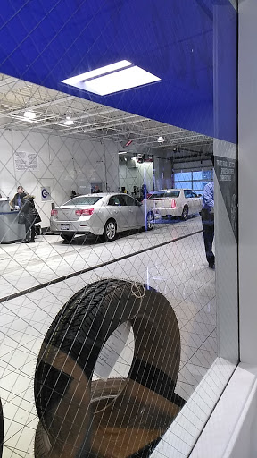 Chevrolet Dealer «Graff Chevrolet Okemos», reviews and photos, 1748 W Grand River Ave, Okemos, MI 48864, USA