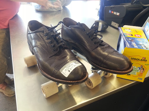 Shopping Mall «Southern Palms Shopping Center», reviews and photos, 1528 E Southern Ave, Tempe, AZ 85282, USA