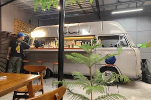 Tuwin Coffee & Eatery image