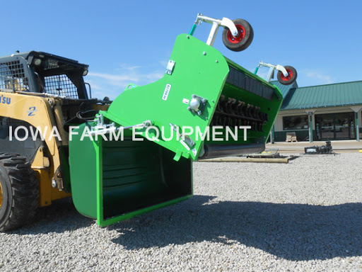 Tractor Dealer «Iowa Farm Equipment», reviews and photos, 1249 306th St, Tipton, IA 52772, USA