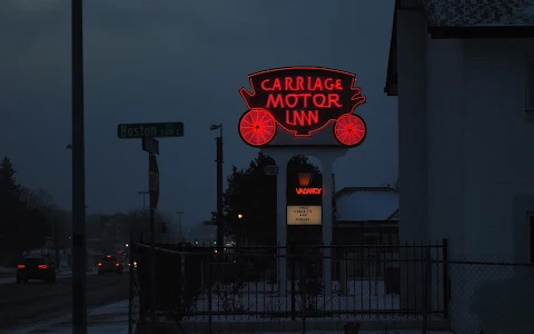 Carriage Motor Inn image