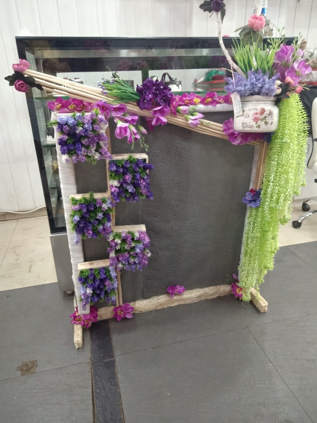 Ferns N Petals : Florist in Lokhandwala, Mumbai