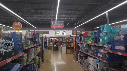 Supermarket «ALDI», reviews and photos, 2967 E Big Beaver Rd, Troy, MI 48083, USA