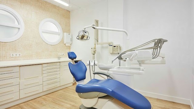 Khan dental clinic - Dentist in Dhaka