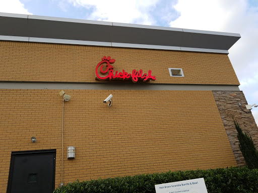 Fast Food Restaurant «Chick-fil-A», reviews and photos, 600 Chastain Rd NW #100, Kennesaw, GA 30144, USA