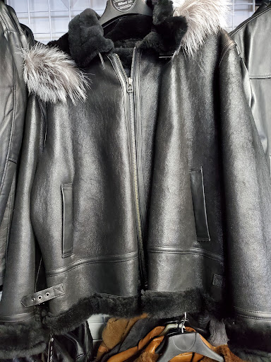 Leather Coats Store «SUNSET LEATHER», reviews and photos, 101 Airport Rd, Hartford, CT 06114, USA
