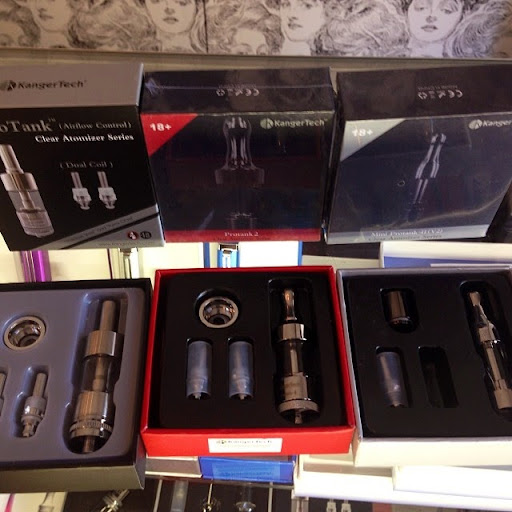 Vaporizer Store «Master Piece Vape & Smoke Shop», reviews and photos, 130 India St, Brooklyn, NY 11222, USA