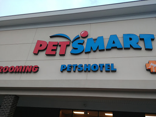 Pet Supply Store «PetSmart», reviews and photos, 369 Tarrytown Rd, White Plains, NY 10607, USA