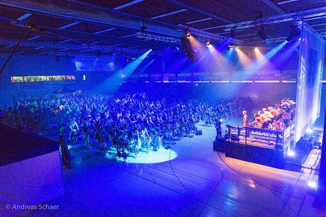 Verein Cycling 3 Ländereck im Van der Merwe Center - Fahrradgeschäft