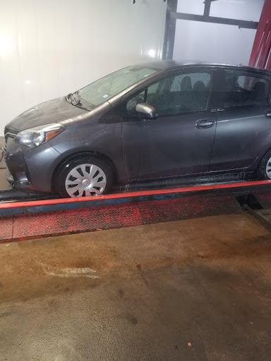 Car Wash «Bellaire Car Wash & Auto Salon», reviews and photos, 5803 Bellaire Blvd, Houston, TX 77081, USA