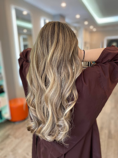 Hair Salon «Numi & Company Hair salon», reviews and photos, 69 Harney Rd, Scarsdale, NY 10583, USA