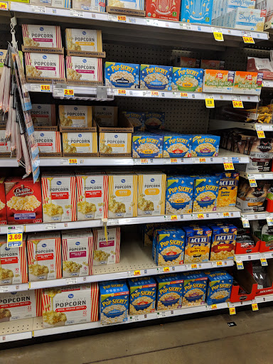 Grocery Store «Kroger», reviews and photos, 2061 Rufe Snow Dr, Keller, TX 76248, USA