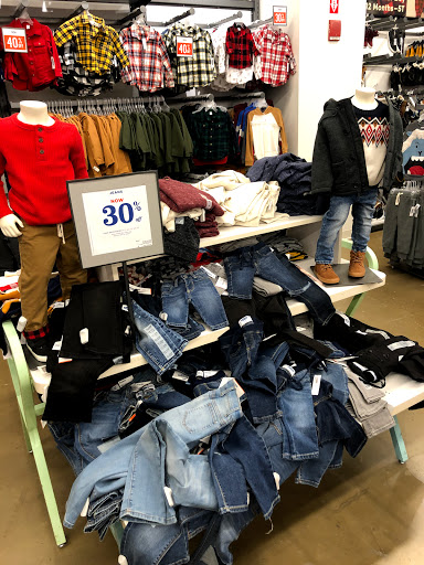 Clothing Store «Old Navy», reviews and photos, 40-24 College Point Blvd, Flushing, NY 11354, USA