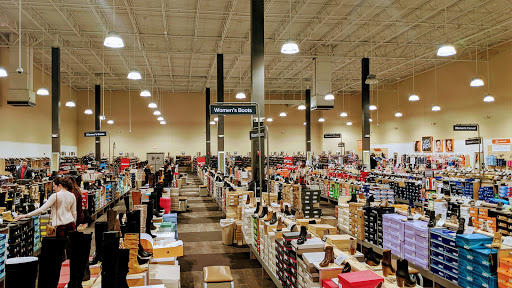 Shoe Store «DSW Designer Shoe Warehouse», reviews and photos, 1300 Huguenot Rd, Midlothian, VA 23113, USA