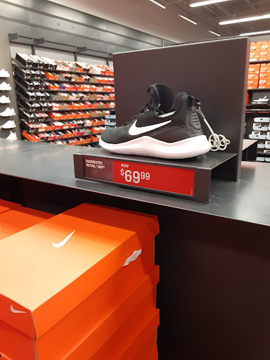 Sporting Goods Store «Nike Factory Store», reviews and photos, 20 City Blvd W #617, Orange, CA 92868, USA