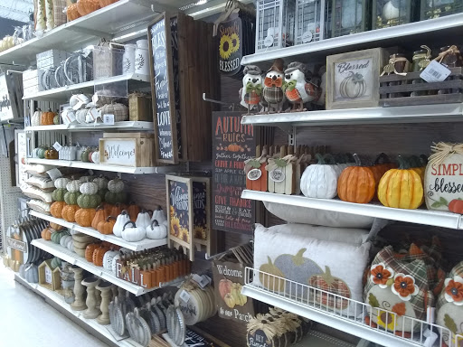 Craft Store «Michaels», reviews and photos, 8108 Abercorn St #400, Savannah, GA 31406, USA