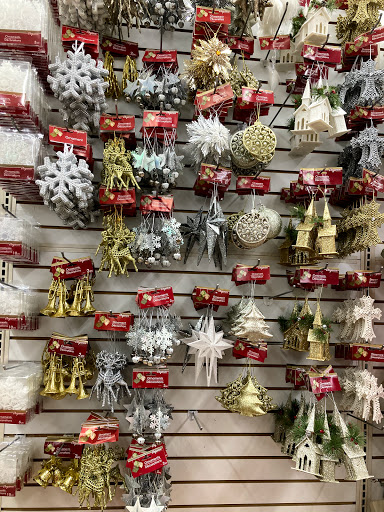 Dollar Store «Dollar Tree», reviews and photos, 1175 N Colony Rd, Wallingford, CT 06492, USA