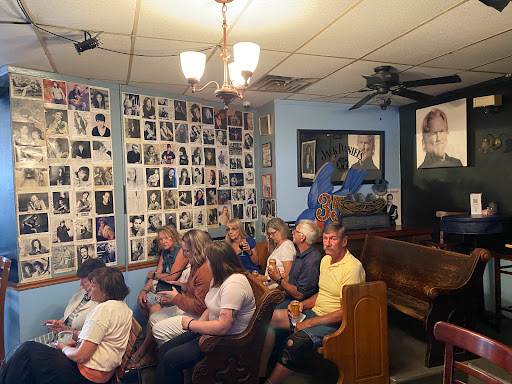 Cafe «The Bluebird Cafe», reviews and photos, 4104 Hillsboro Pike, Nashville, TN 37215, USA