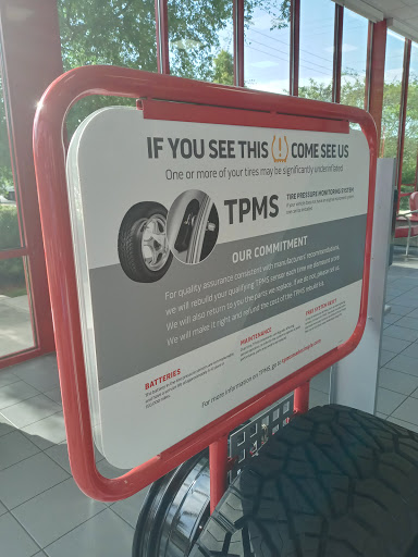 Tire Shop «Discount Tire Store - Lakeland, FL», reviews and photos, 6975 US Hwy 98 N, Lakeland, FL 33809, USA