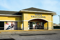 Men's Wearhouse - Photo 2 - Car repair in Geneva, IL, Aurora