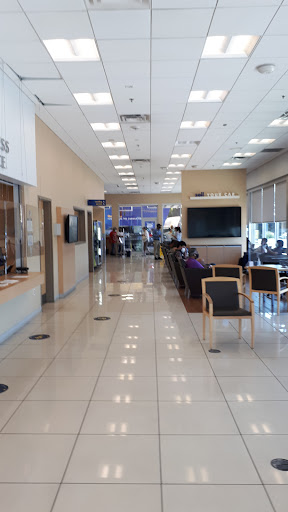 Used Car Dealer «CarMax», reviews and photos, 16411 Shady Grove Rd, Gaithersburg, MD 20877, USA