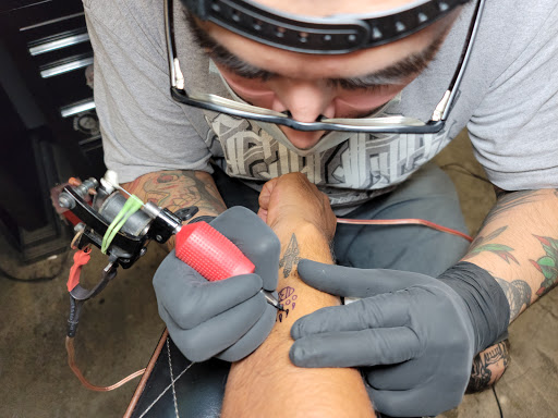 Tattoo Shop «Legend Tattoo», reviews and photos, 8303 Burnet Rd #2, Austin, TX 78757, USA