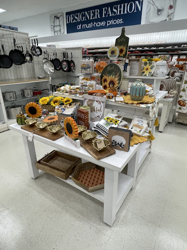 Department Store «Marshalls», reviews and photos, 701 Sleater Kinney Rd SE, Lacey, WA 98503, USA