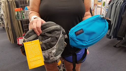 Sporting Goods Store «Big 5 Sporting Goods - Spring Valley», reviews and photos, 9805 Campo Rd #195, Spring Valley, CA 91977, USA