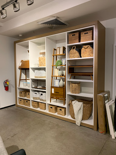 Furniture Store «west elm», reviews and photos, 400 W 47th St, Kansas City, MO 64112, USA