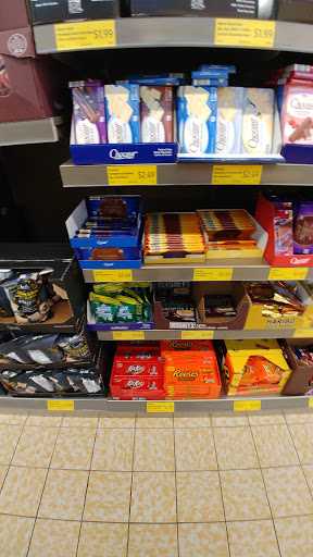 Supermarket «ALDI», reviews and photos, 371 E Aurora Rd, Northfield, OH 44067, USA