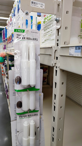 Grocery Store «Hy-Vee», reviews and photos, 1500 Central Park Commons Dr, Eagan, MN 55121, USA